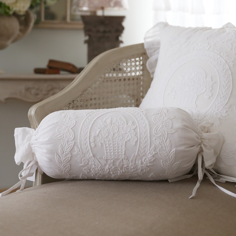 Embroidered Candy Cushion Forseline (White)